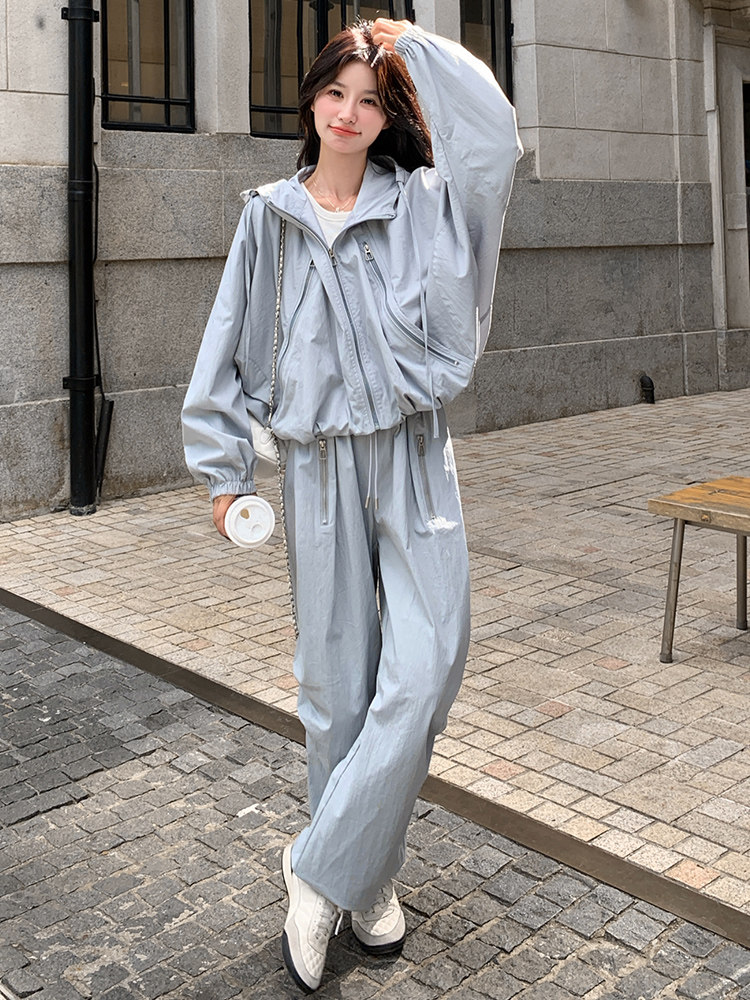 2025秋款宽松少女感外套运动蝙蝠袖+直筒裤套装,女装套装/套裙,纯色衣恋