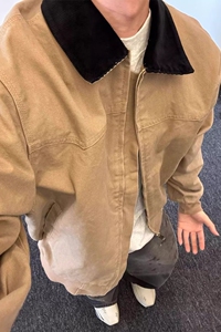 卡其色帆布水洗牛仔夹克男美式潮牌翻领外套情侣巴恩风工装飞行服图片