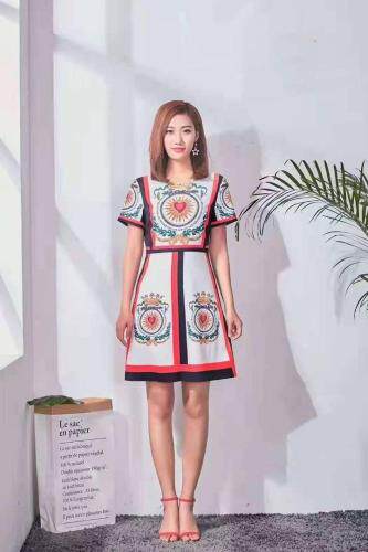 订位花连衣裙，女装连衣裙，茜茜靓点