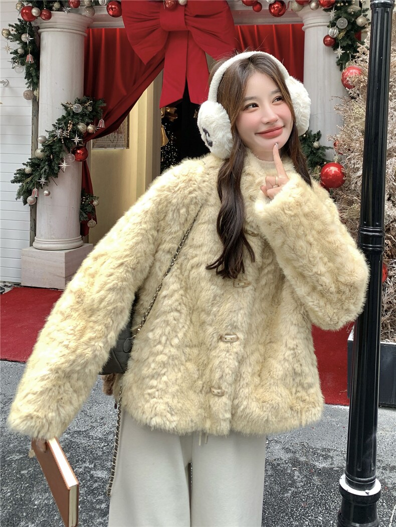 25年冬装新款软糯牛角扣火焰复合皮毛一体外套女182-8687P195K288,女装皮草,帛香坊