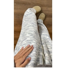 灰白色