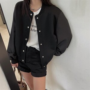 棒球服外套图片