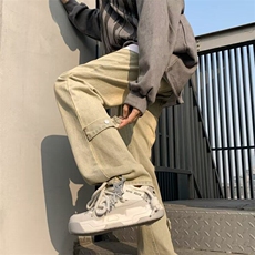 黄泥色
