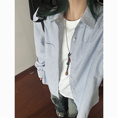 蓝色