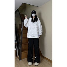 白色