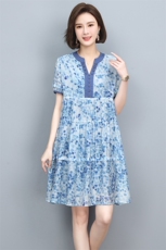 天丝碎花连衣裙女2022年新款夏季气质时尚高级感裙子，女装连衣裙，忆绮罗