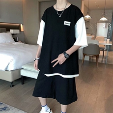 黑色