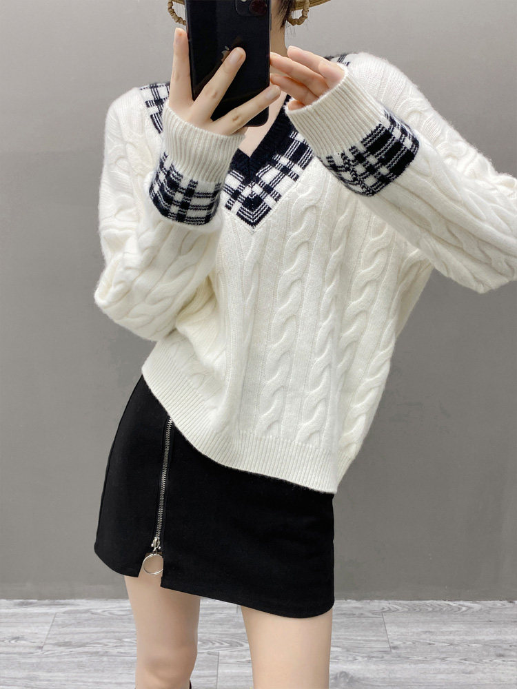 2025年秋季甜美长袖提花V领时尚百搭通勤，女装针织衫/毛衣，织绒羊