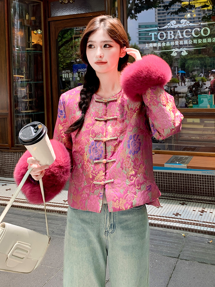新中式提花圆领短款羽绒外套女配袖口狐狸毛条,女装羽绒服,浙宝189