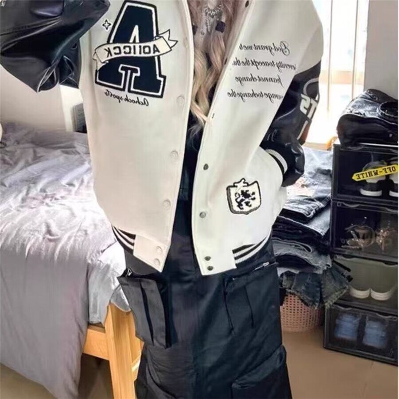 长袖宽松型常规美式复古翻领刺绣棒球服外套单排扣口袋单件慵懒图片