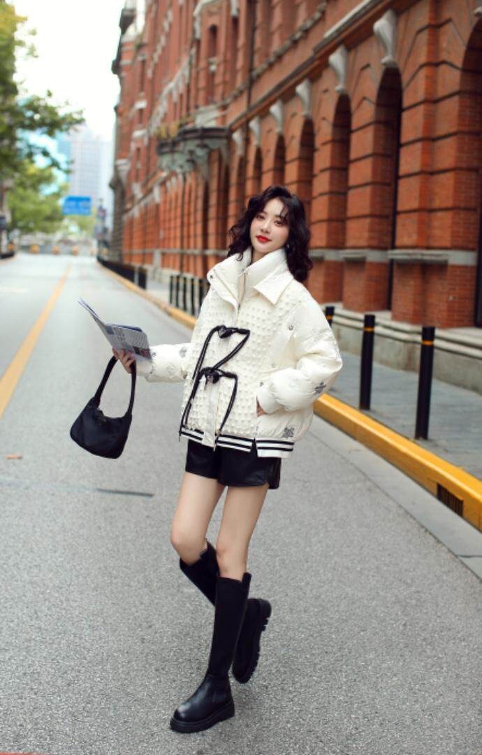 90绒羽绒服，女装羽绒服，卡西姆