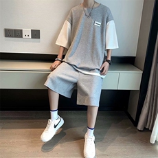灰色
