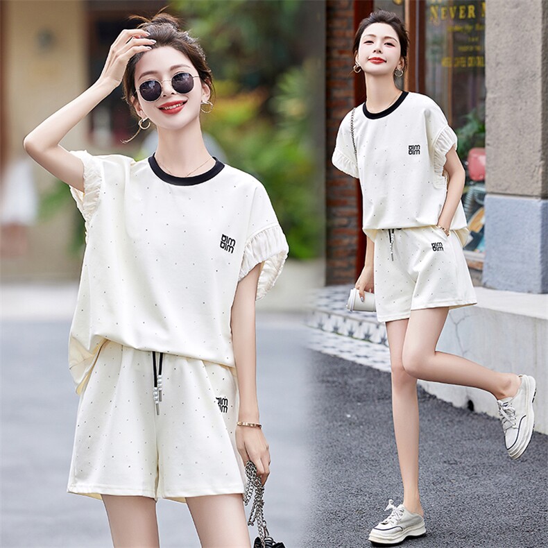 夏季薄款套装女2025年新款时尚休闲气质显瘦短裤两件套，女装运动套装，沁沁公主