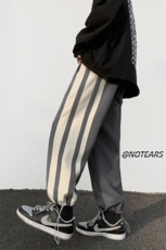 2024春新款学院风撞色条纹阔腿裤抽绳束脚运动裤KZ11-P50控79，男装休闲裤，星座914-3