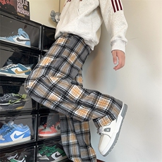 黄色