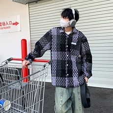 浅灰色