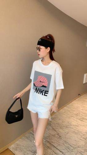 【现货】夏季新款黑白字母印花潮款纯棉T恤，女装T恤，微迪菲