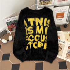 黑色