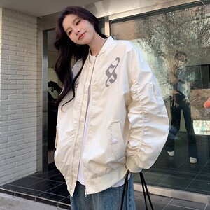 D324-P90 纯色刺绣上衣棒球服宽松外套学院风拼接春季潮图片