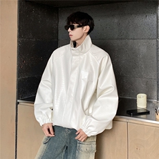 白色
