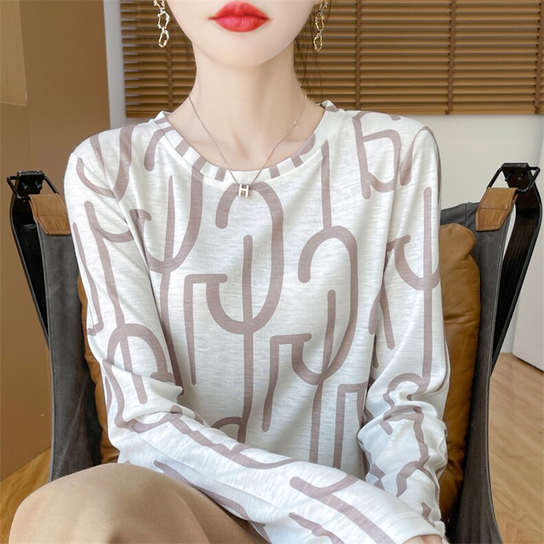 秋季新款天丝女圆领水墨画长袖正品细绒棉打底衫时尚亲肤上衣,针织衫/毛衣,羊特美羊绒