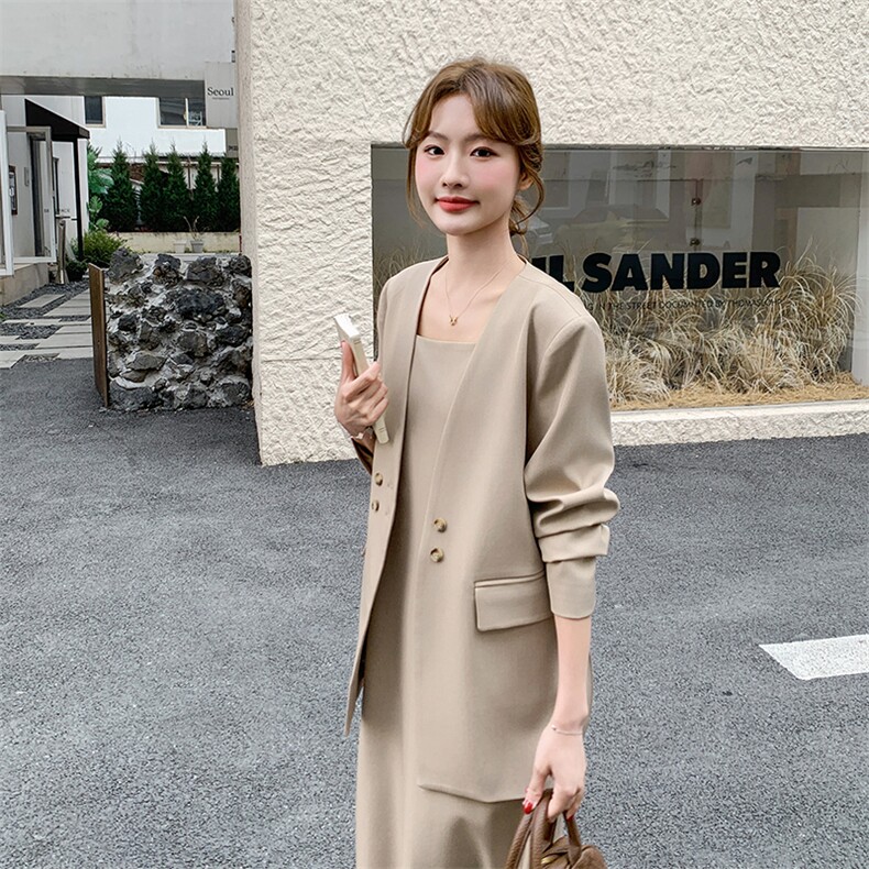 卡其色气质西装套装裙女2025春季新款轻熟风显瘦吊带连衣裙两件套,女装套装/套裙,2C269