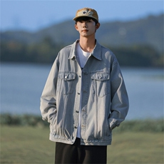 浅蓝色