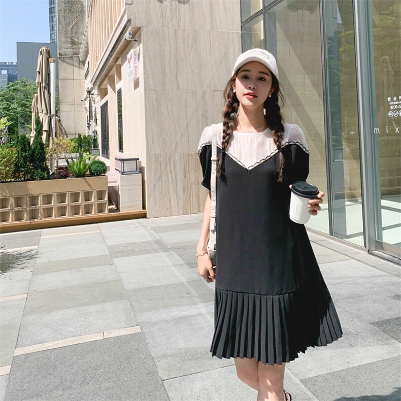 设计感拼接撞色百褶连衣裙女夏2025新款法式气质宽松泡泡袖直筒裙，女装连衣裙，帛香坊