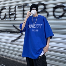 蓝色