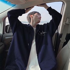 藏青色