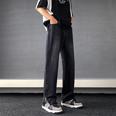 黑色