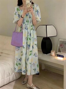 现货 胸口褶皱显瘦连衣裙图片