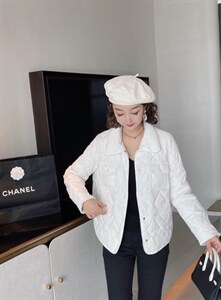 时尚轻薄羽绒服,女装羽绒服,cicicoco