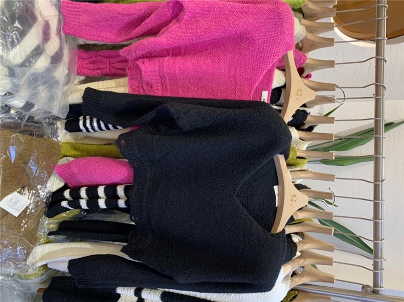 新款针织毛衣均码现货，女装针织衫/毛衣，G