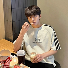 抖音得物品质二开240克宽松纯棉美式潮牌印花三条杠中性风短袖T恤，男装T恤，电商A486-1