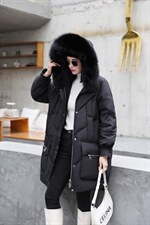 90白鸭绒，狐狸毛领，两色两码，其它，伊艺不舍