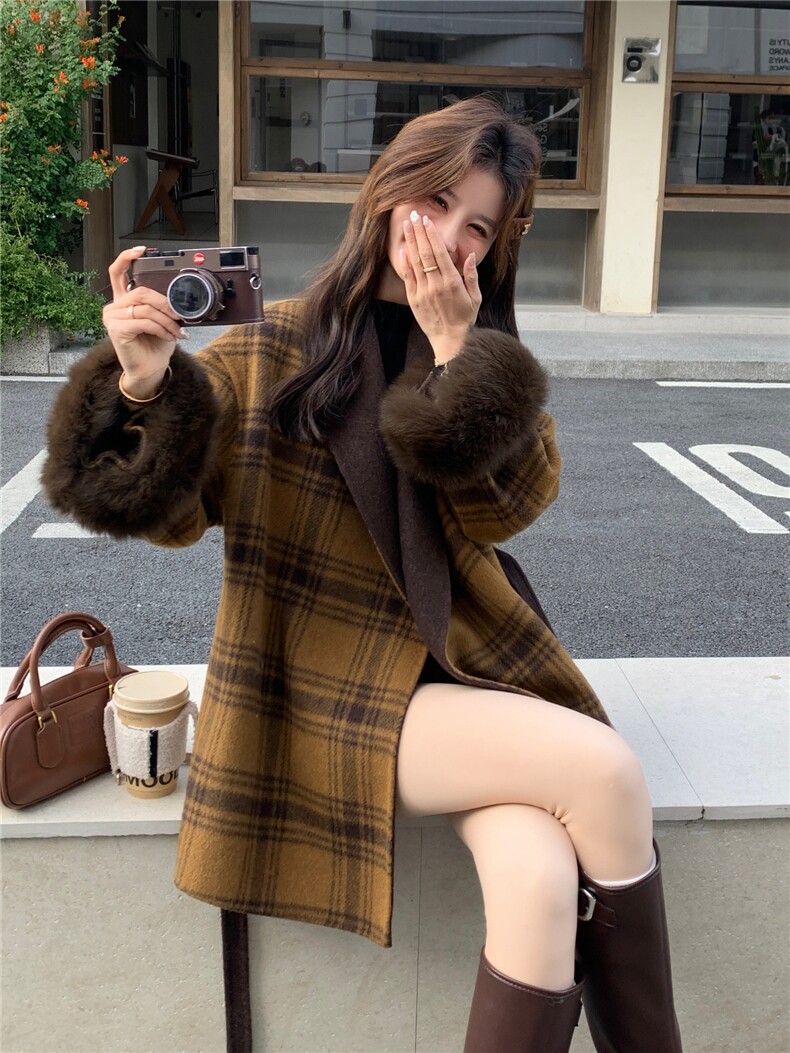 现货新款双面羊绒大衣带袖毛格子配腰带时尚洋气,女装双面呢大衣,然然