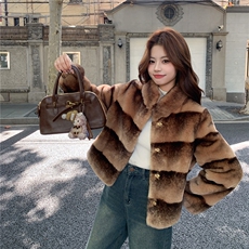 现设计感加厚保暖皮毛一体外套2617P205K308，女装皮草，2C029