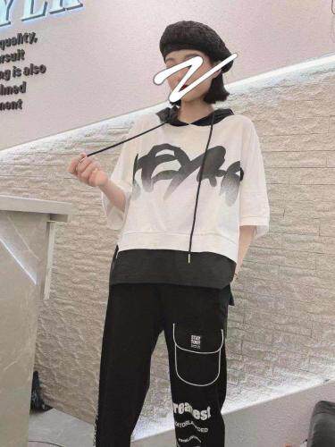 撞色帽衫图片