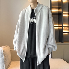 灰色