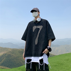 黑色
