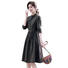 小个子休闲碎花棉麻连衣裙女2025春季新款气质收腰长袖纯棉裙子，女装连衣裙，木橙西子