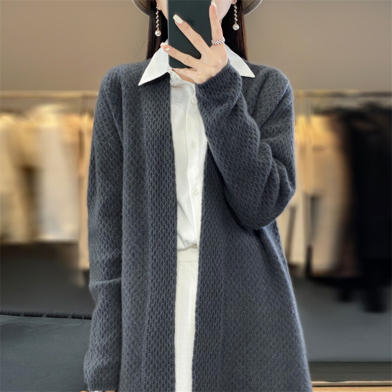 秋冬新款羊毛开衫女V领纯色宽松百搭长袖羊绒针织毛衣外套图片