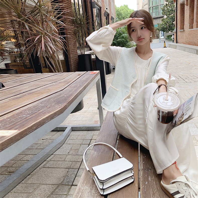 小香风套装连衣裙女2023年新款绝美温柔轻奢高级小香风马夹连衣裙,女装套装/套裙,辉之琳