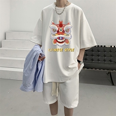 白色