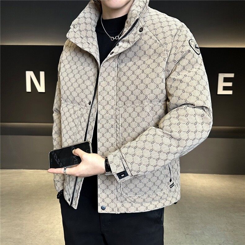 贴标花纹立领皮羽绒服男 休闲保暖上衣外套 A329-YR9962-P225图片