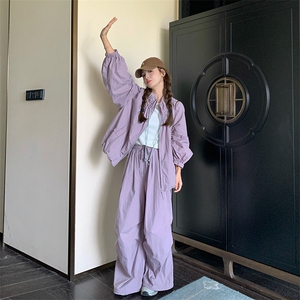 今年流行紫色冲锋衣外套女早秋2025新款百搭休闲风显瘦工装裤套装图片