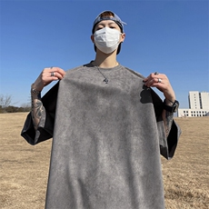 深灰色