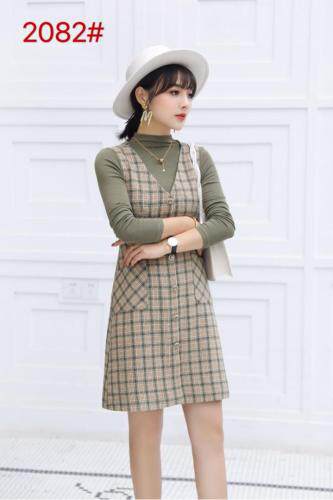 猫眼扣两件套连衣裙，女装连衣裙，罗兰春天