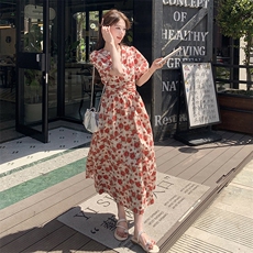 法式多巴胺短袖碎花连衣裙女夏季2025新款小个子减龄收腰显白长裙，女装连衣裙，灵力轩
